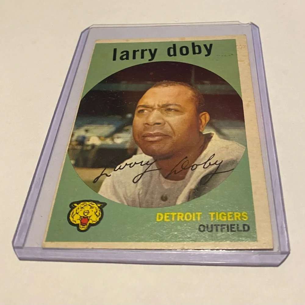 Larry Doby 1959 Topps Baseball Card #455 Vintage Collectible Detroit Tigers - Picture 1 of 3